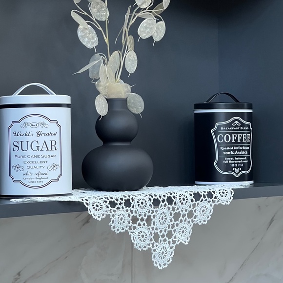 Hand Knit Diamond Floral Doily Tablecloth, Tablecloth Crocheted, Embroidered - Picture 2 of 8